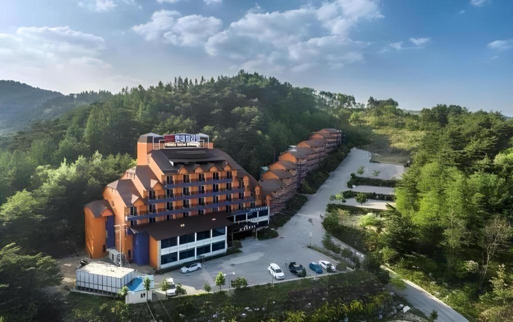 Hyundai Elliot Hotel&Resort Pyeongchang Exterior foto