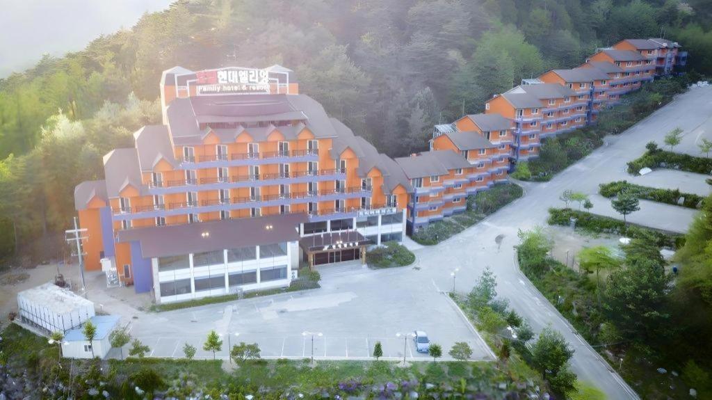 Hyundai Elliot Hotel&Resort Pyeongchang Exterior foto
